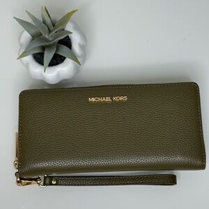 Michael Kors Large Continental
Wallet Wristlet Olive - New With Tags